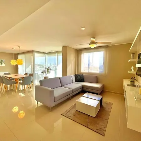 Enjoy The Sunset From Your Comfort! Apartment